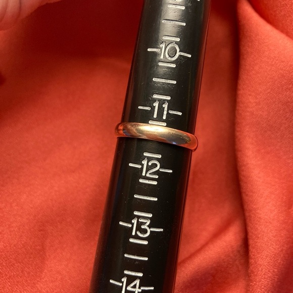 Men’s Gold-Filled Band - Picture 4 of 4